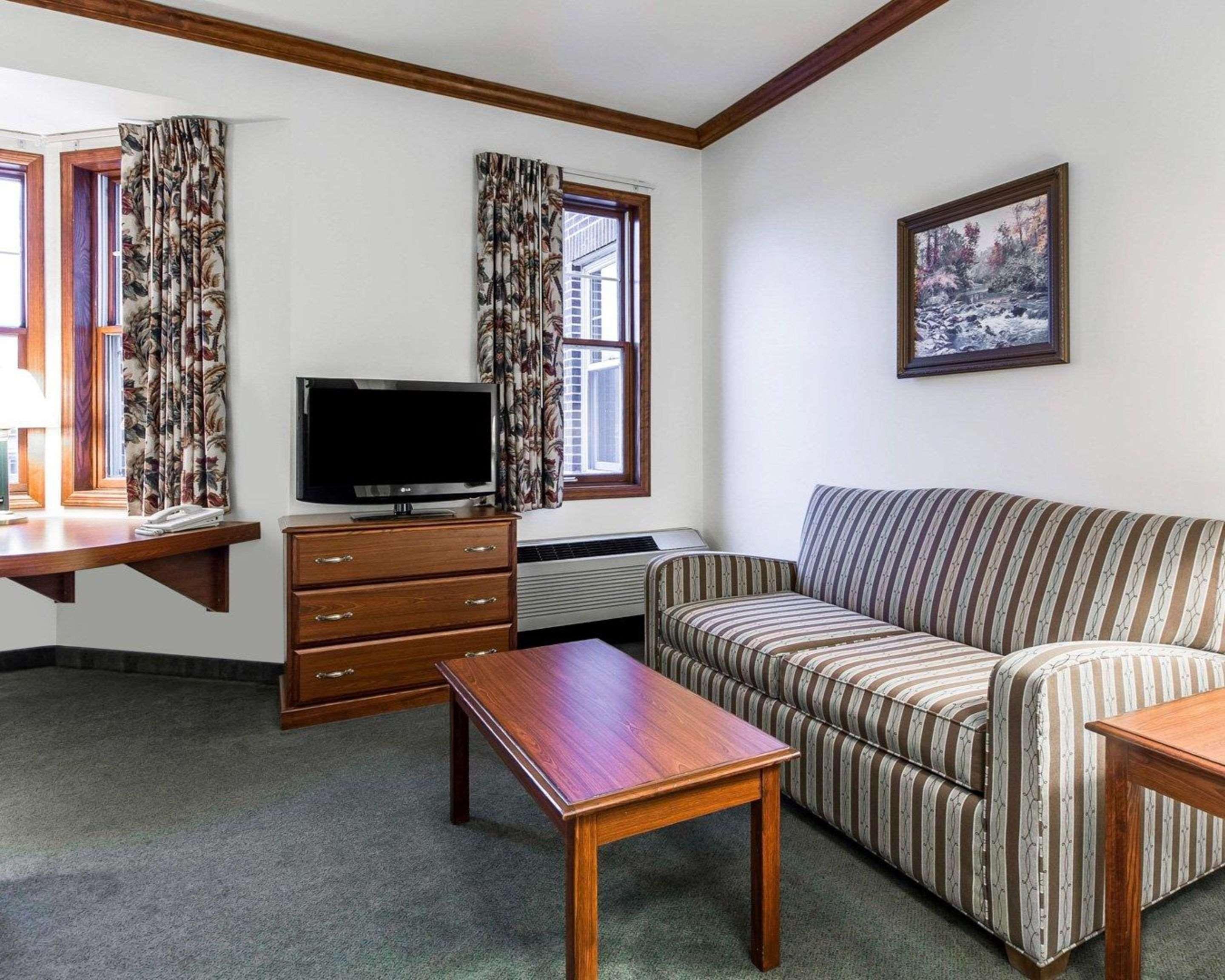 Kress Inn, Ascend Hotel Collection De Pere Экстерьер фото