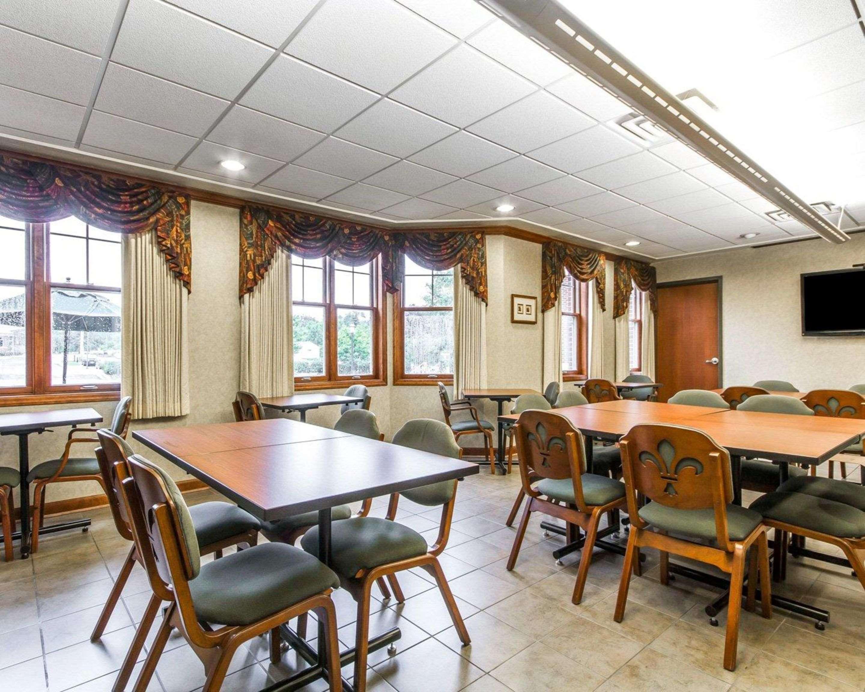 Kress Inn, Ascend Hotel Collection De Pere Экстерьер фото