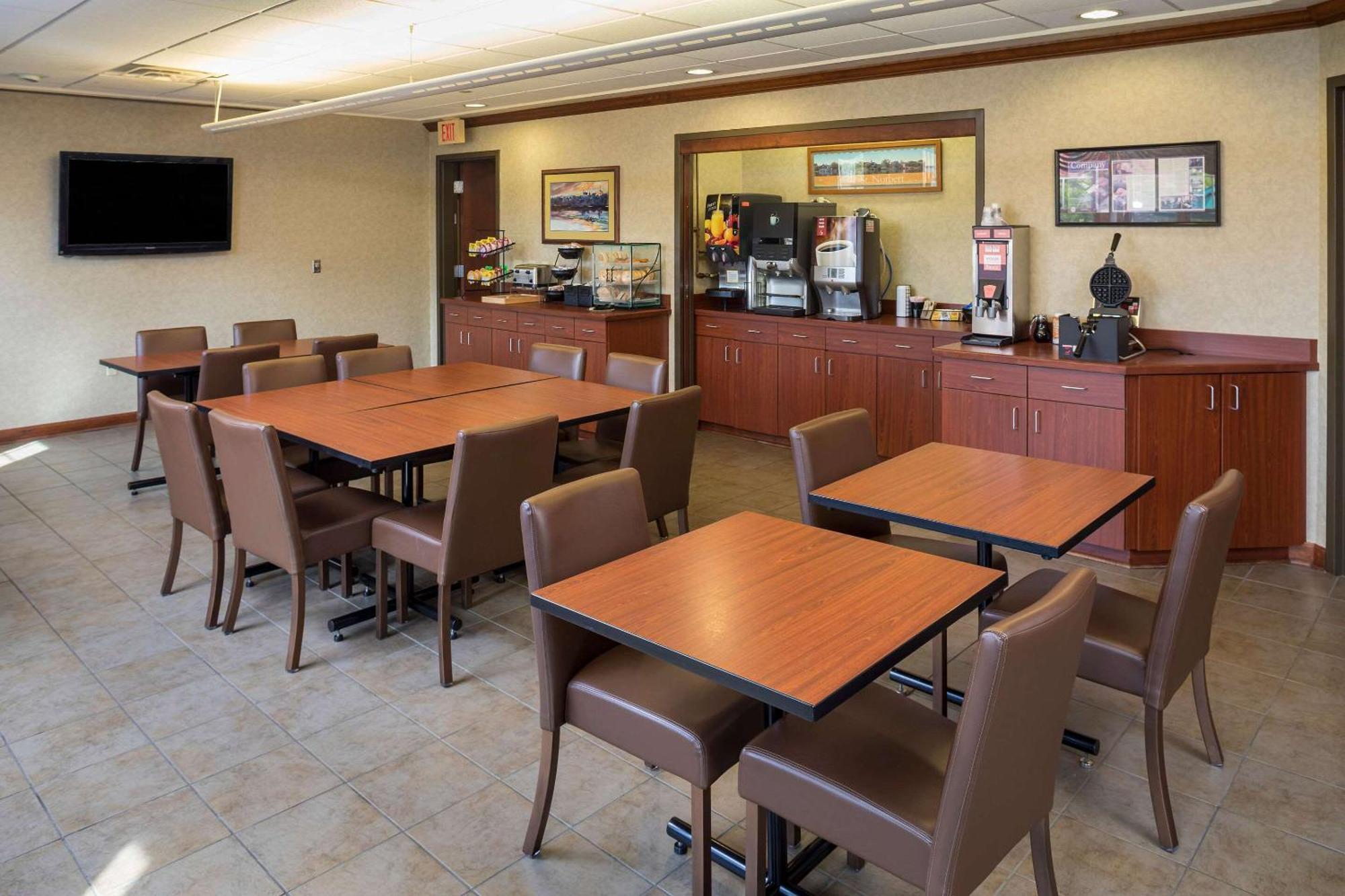 Kress Inn, Ascend Hotel Collection De Pere Экстерьер фото