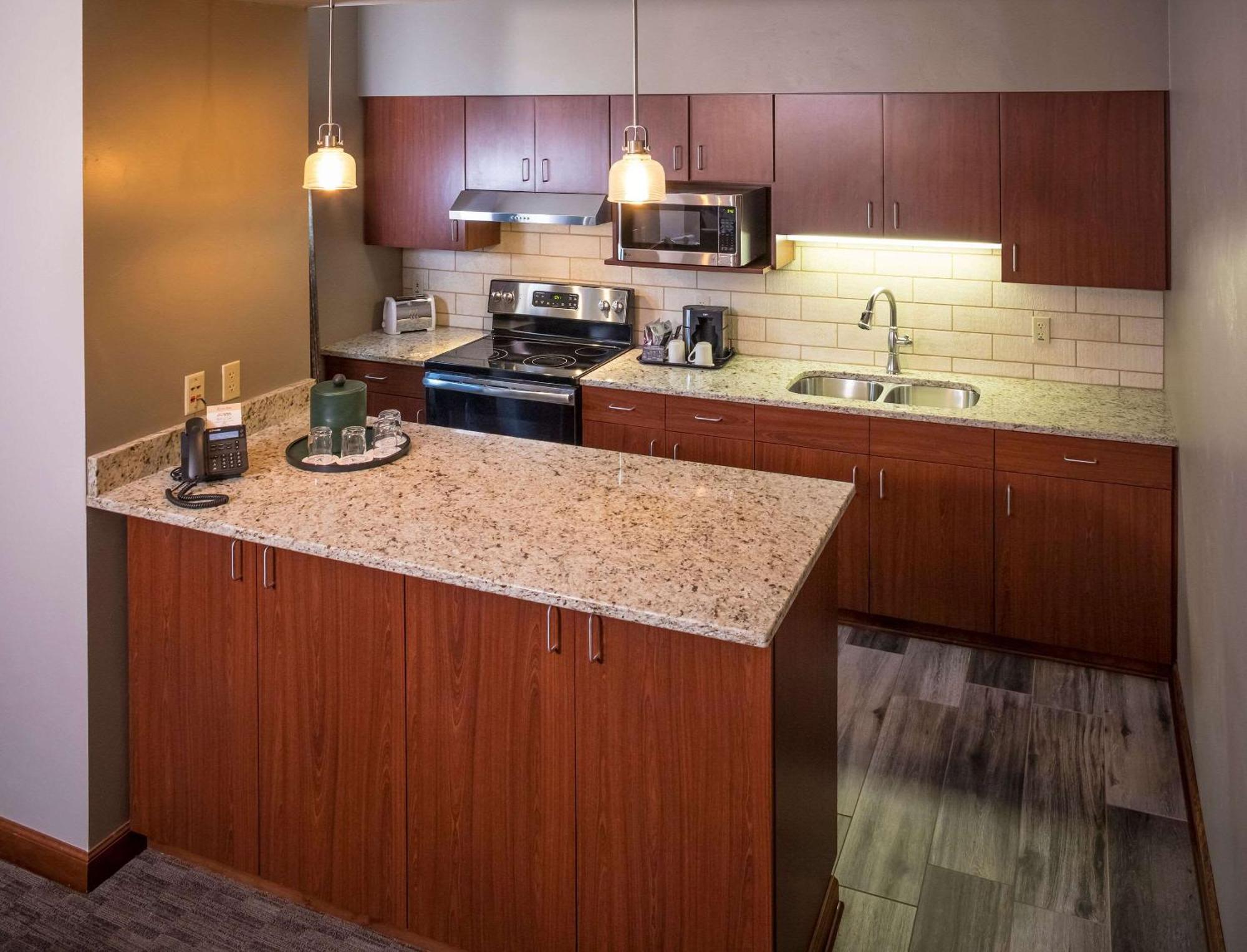 Kress Inn, Ascend Hotel Collection De Pere Экстерьер фото