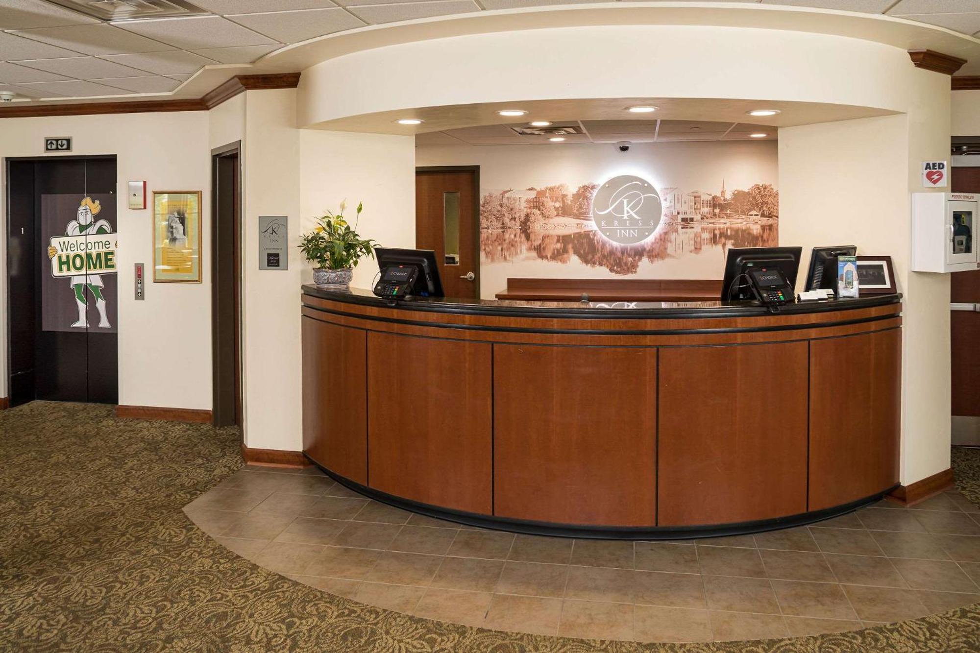 Kress Inn, Ascend Hotel Collection De Pere Экстерьер фото