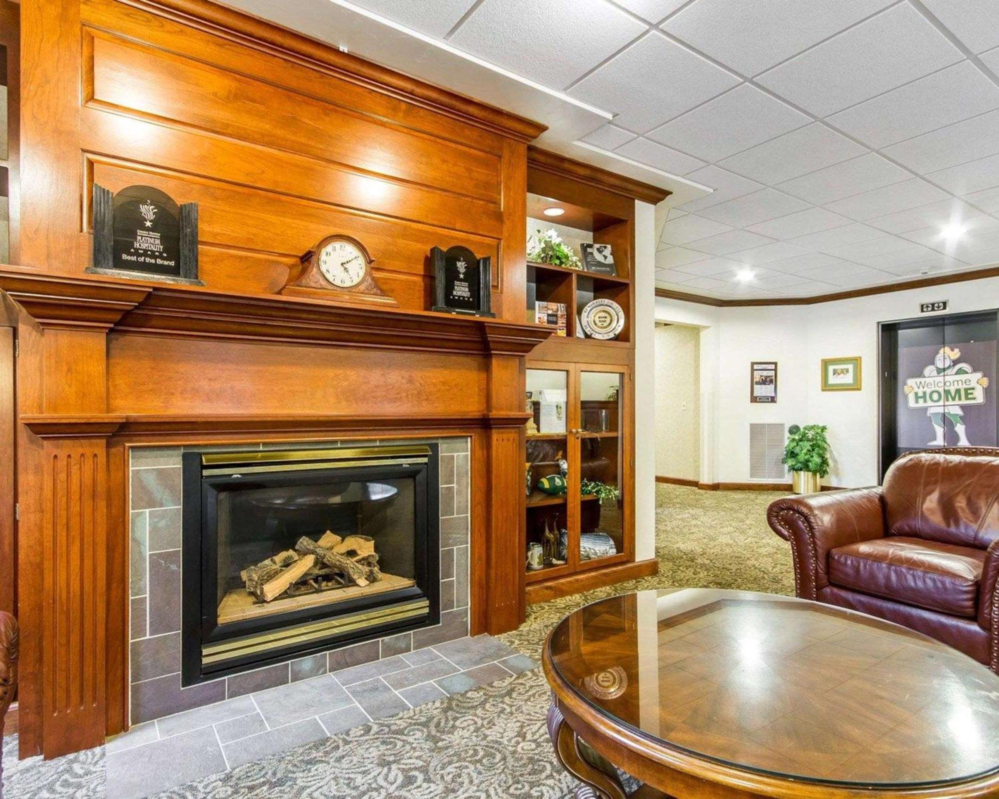 Kress Inn, Ascend Hotel Collection De Pere Экстерьер фото
